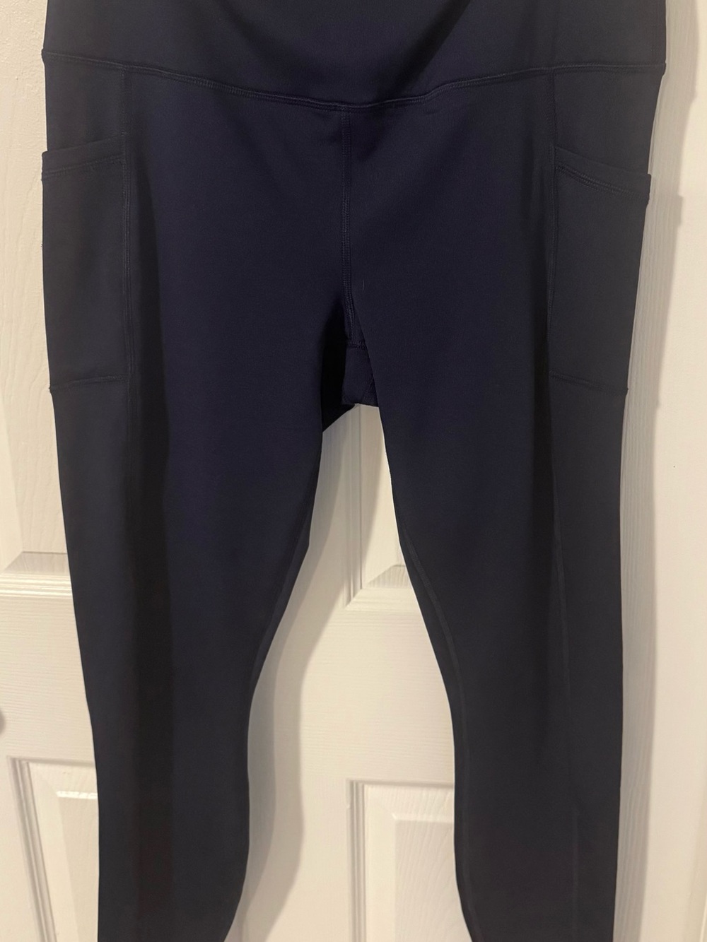 Women’s Navy Leggings